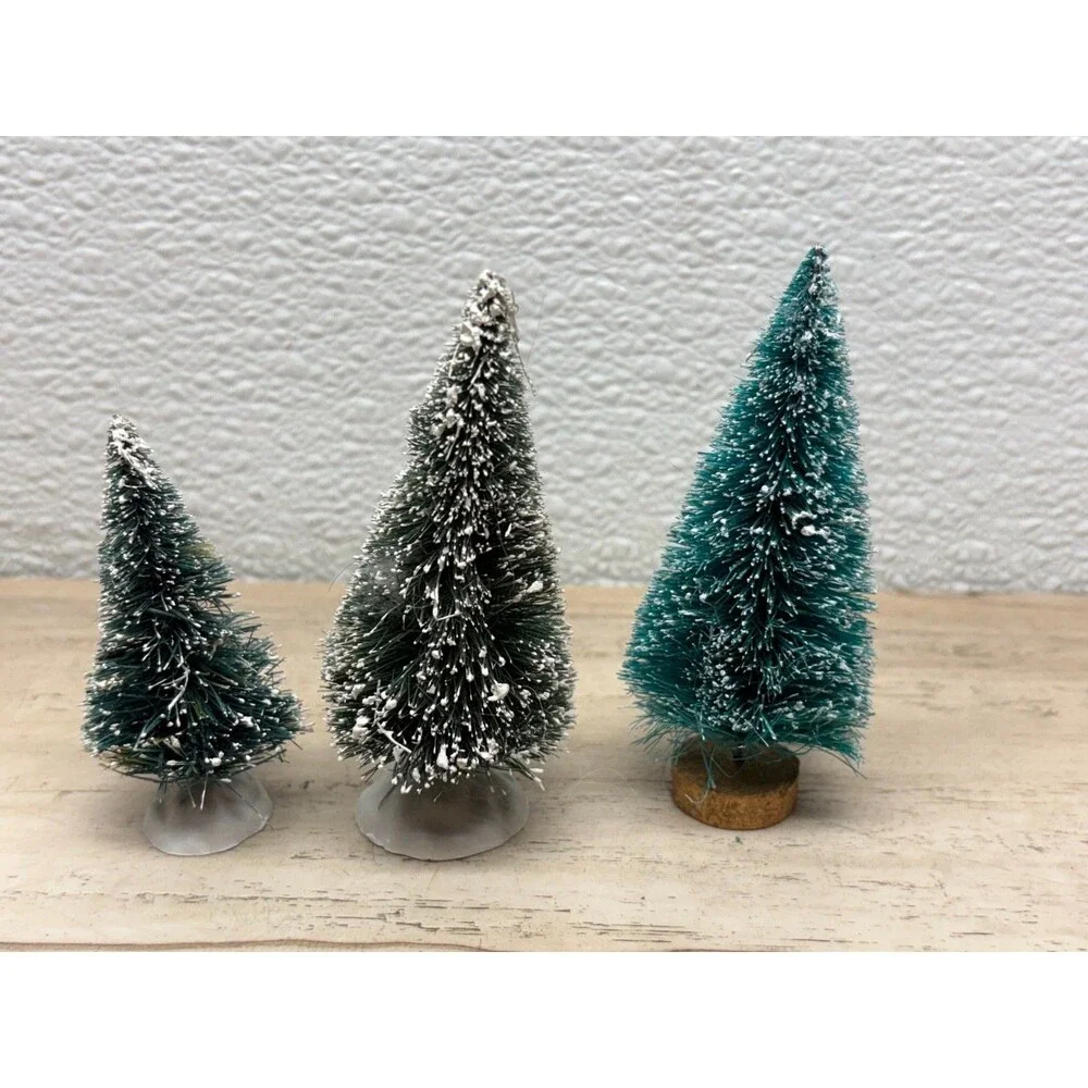 Vtg Set Of 4 Bottle Brush Trees